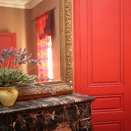 Hotel Logis Le Clos Des Oliviers 2*