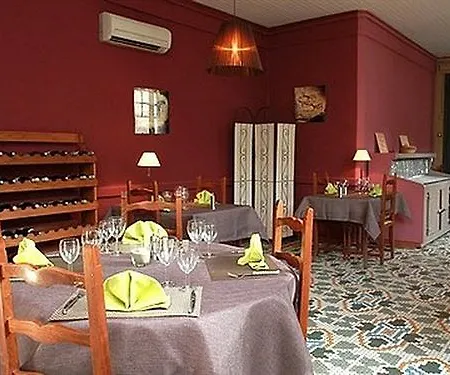 Hotel Logis Le Clos Des Oliviers Bourg-Saint-Andéol